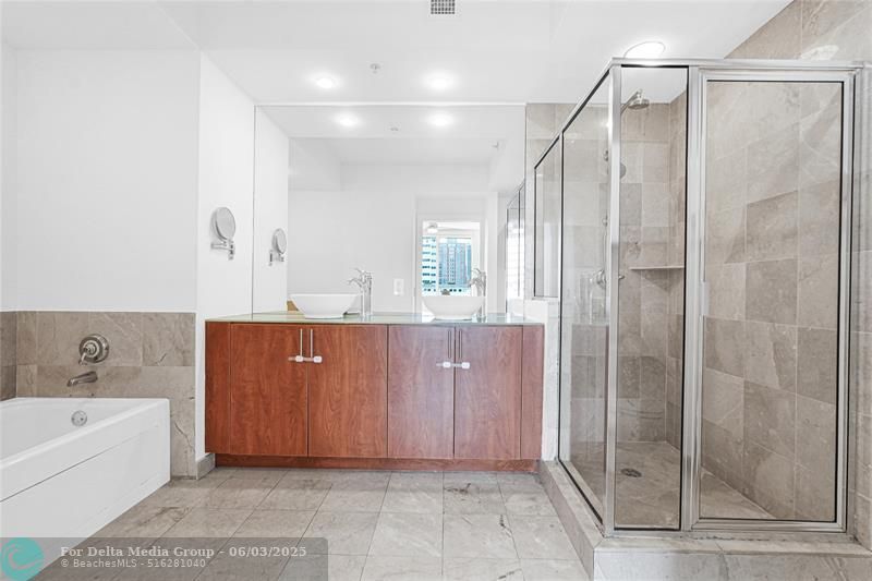 315 NE 3rd Avenue, Unit 805, Fort Lauderdale, FL 33301 Photo