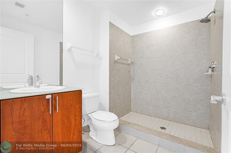 315 NE 3rd Avenue, Unit 805, Fort Lauderdale, FL 33301 Photo