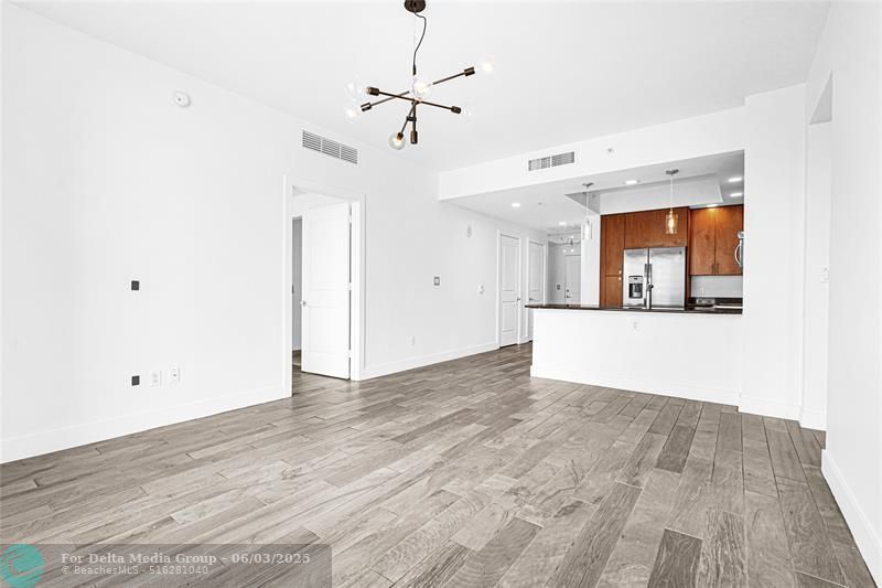 315 NE 3rd Avenue, Unit 805, Fort Lauderdale, FL 33301 Photo