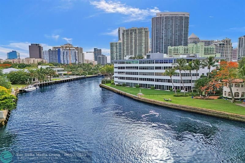 818 SE 4th Street, Unit 202, Fort Lauderdale, FL 33301 Photo