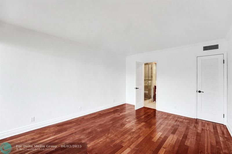 818 SE 4th Street, Unit 202, Fort Lauderdale, FL 33301 Photo