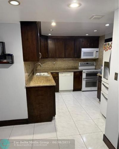 1833 S Ocean Drive, Unit 1209, Hallandale Beach, FL 33009 Photo