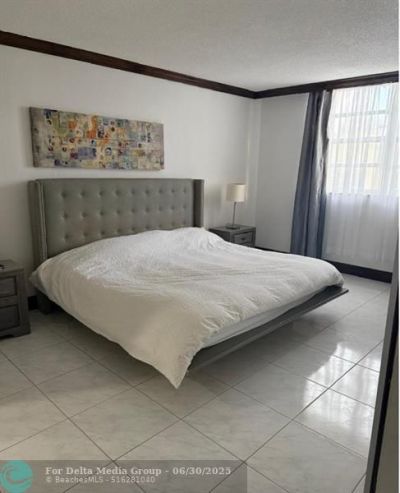 1833 S Ocean Drive, Unit 1209, Hallandale Beach, FL 33009 Photo