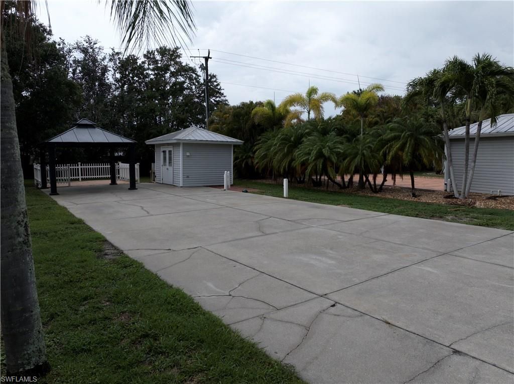 5850 Maplewood Ct, Fort Myers, FL 33905 Photo