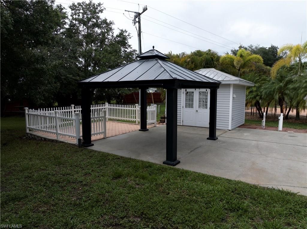 5850 Maplewood Ct, Fort Myers, FL 33905 Photo