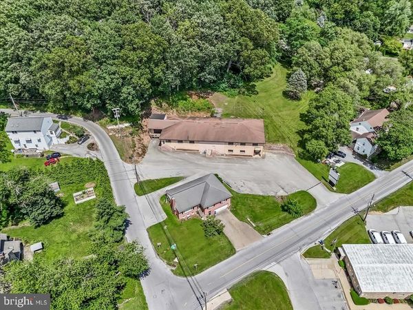 935 CHESTNUT STREET, GAP, PA 17527