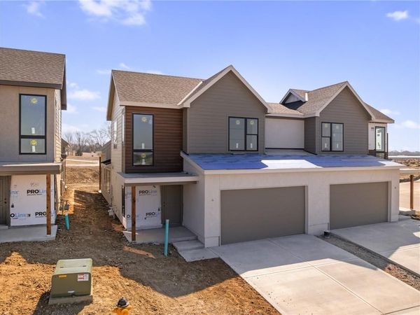 9593 Jupiter Street, Lenexa, KS 66219