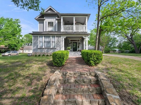 756 W 3rd Avenue, Corsicana, TX 75110