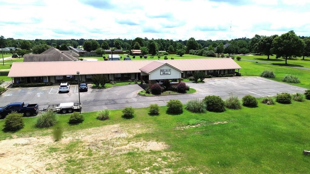 9693 Highway 165, Pollock, LA 71467 Main Photo
