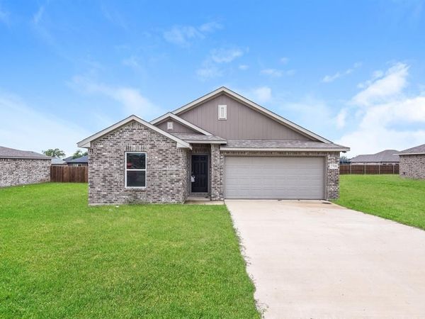 2708 William Street, Mabank, TX 75147