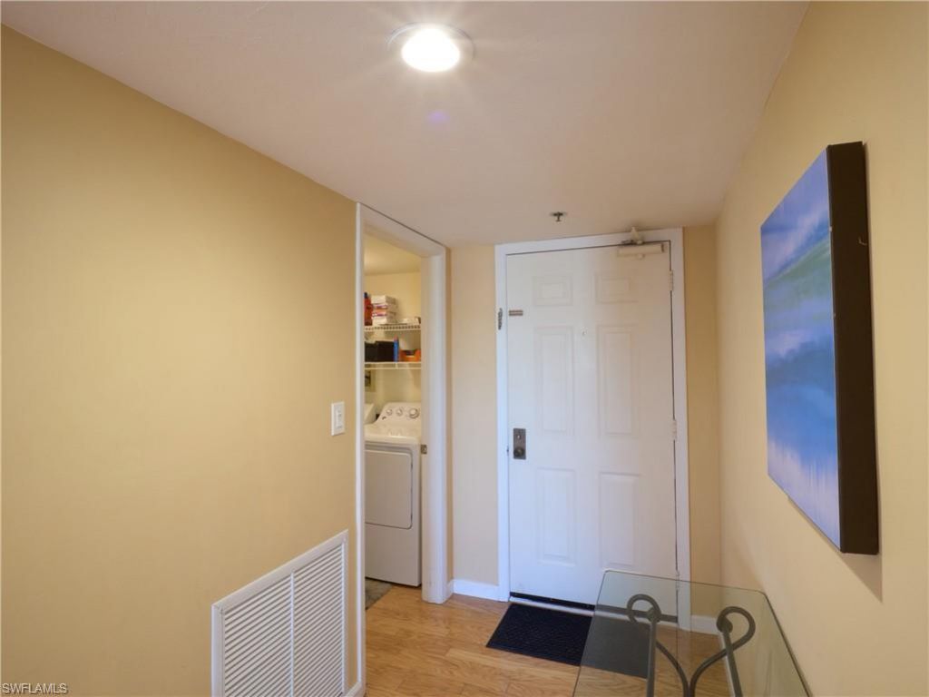 17 Bluebill Ave, Unit 901, Naples, FL 34108 Photo