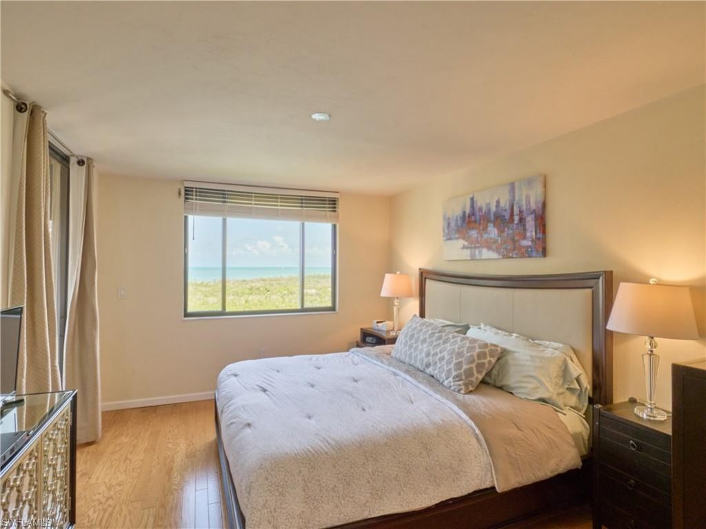 17 Bluebill Ave, Unit 901, Naples, FL 34108 Photo