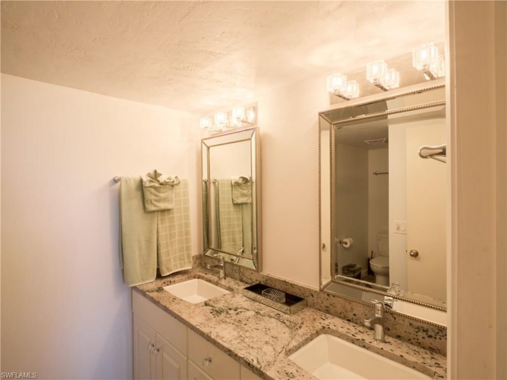 17 Bluebill Ave, Unit 901, Naples, FL 34108 Photo