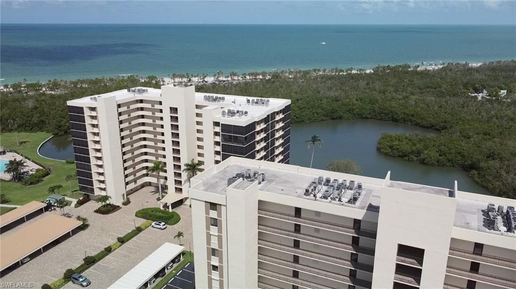 17 Bluebill Ave, Unit 901, Naples, FL 34108 Photo