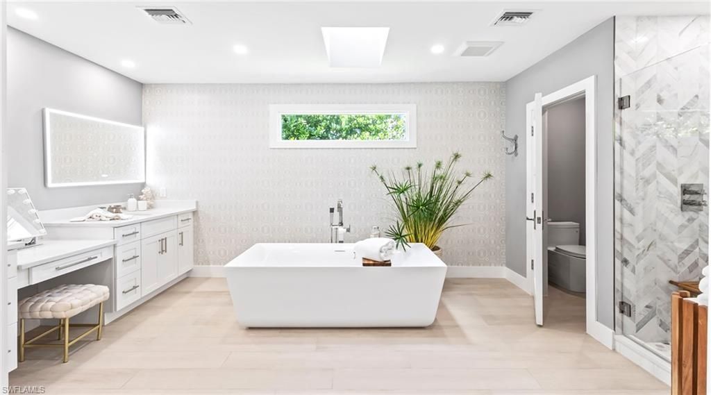 440 Kings Town Dr, Naples, FL 34102 Photo