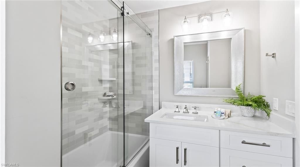 440 Kings Town Dr, Naples, FL 34102 Photo