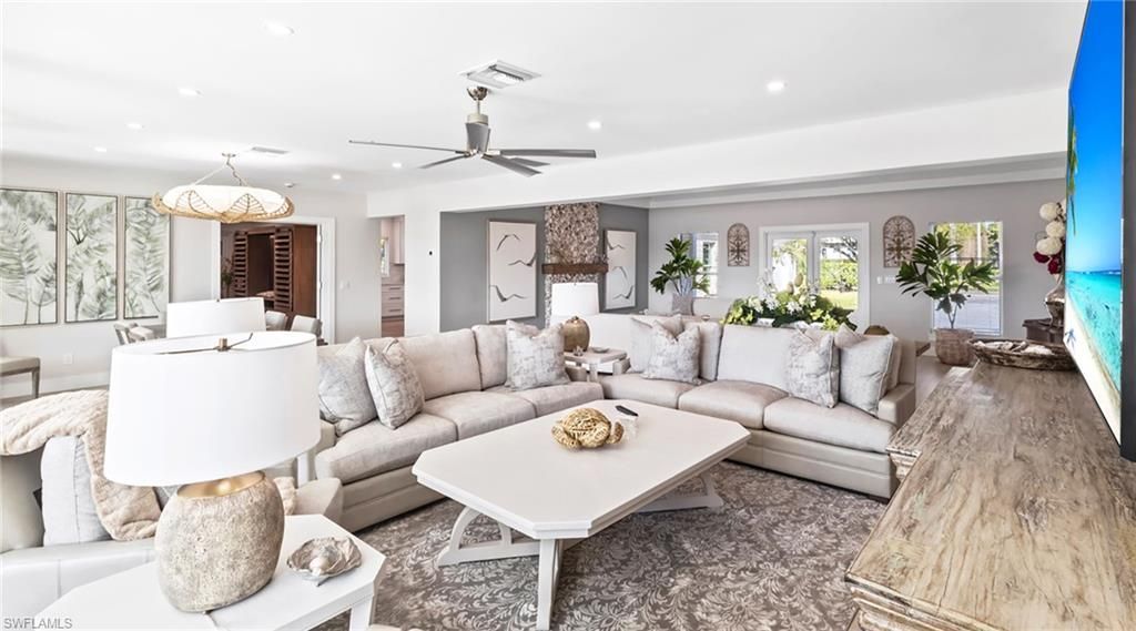 440 Kings Town Dr, Naples, FL 34102 Photo