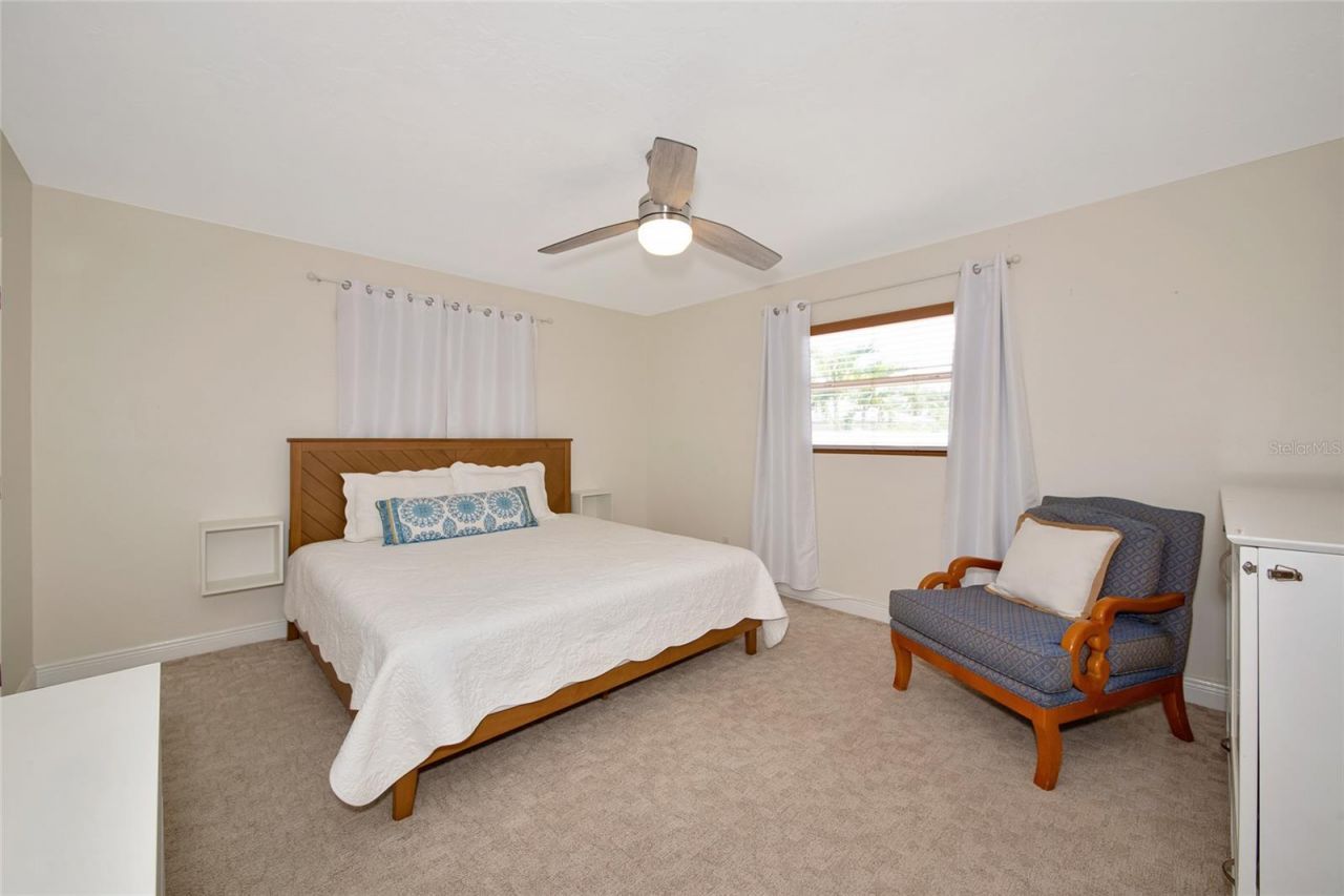 2363 Milford Circle, Sarasota, FL 34239 Photo