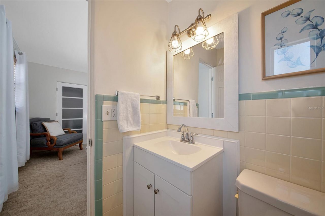 2363 Milford Circle, Sarasota, FL 34239 Photo