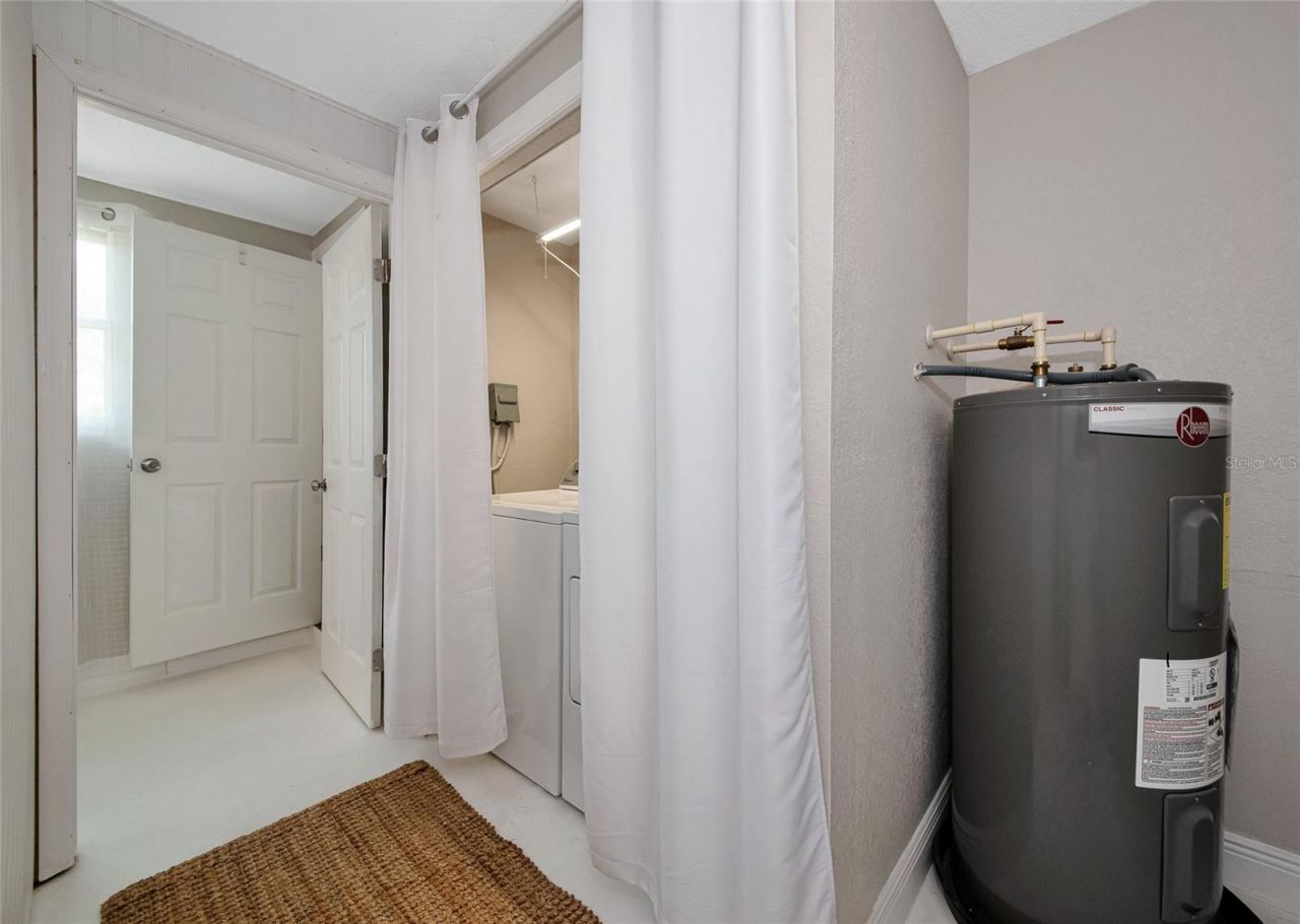 2363 Milford Circle, Sarasota, FL 34239 Photo