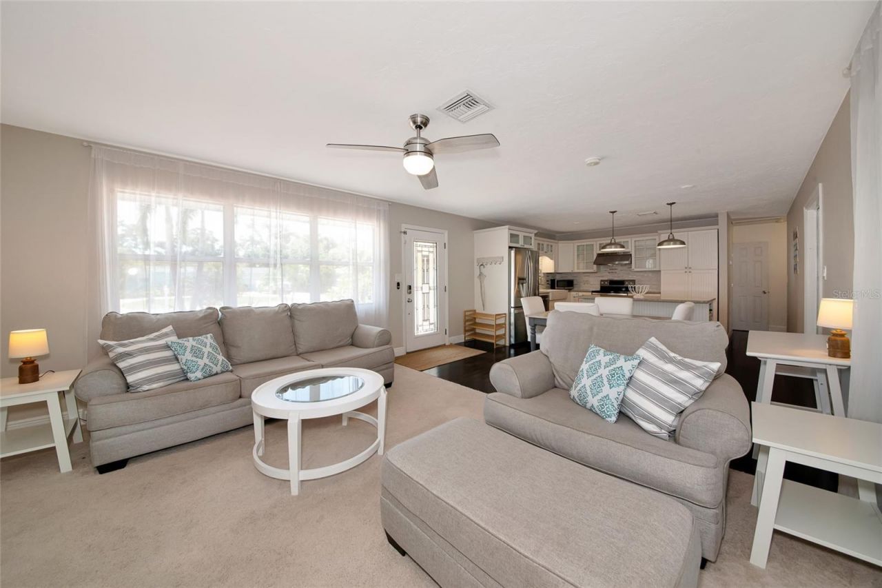 2363 Milford Circle, Sarasota, FL 34239 Photo