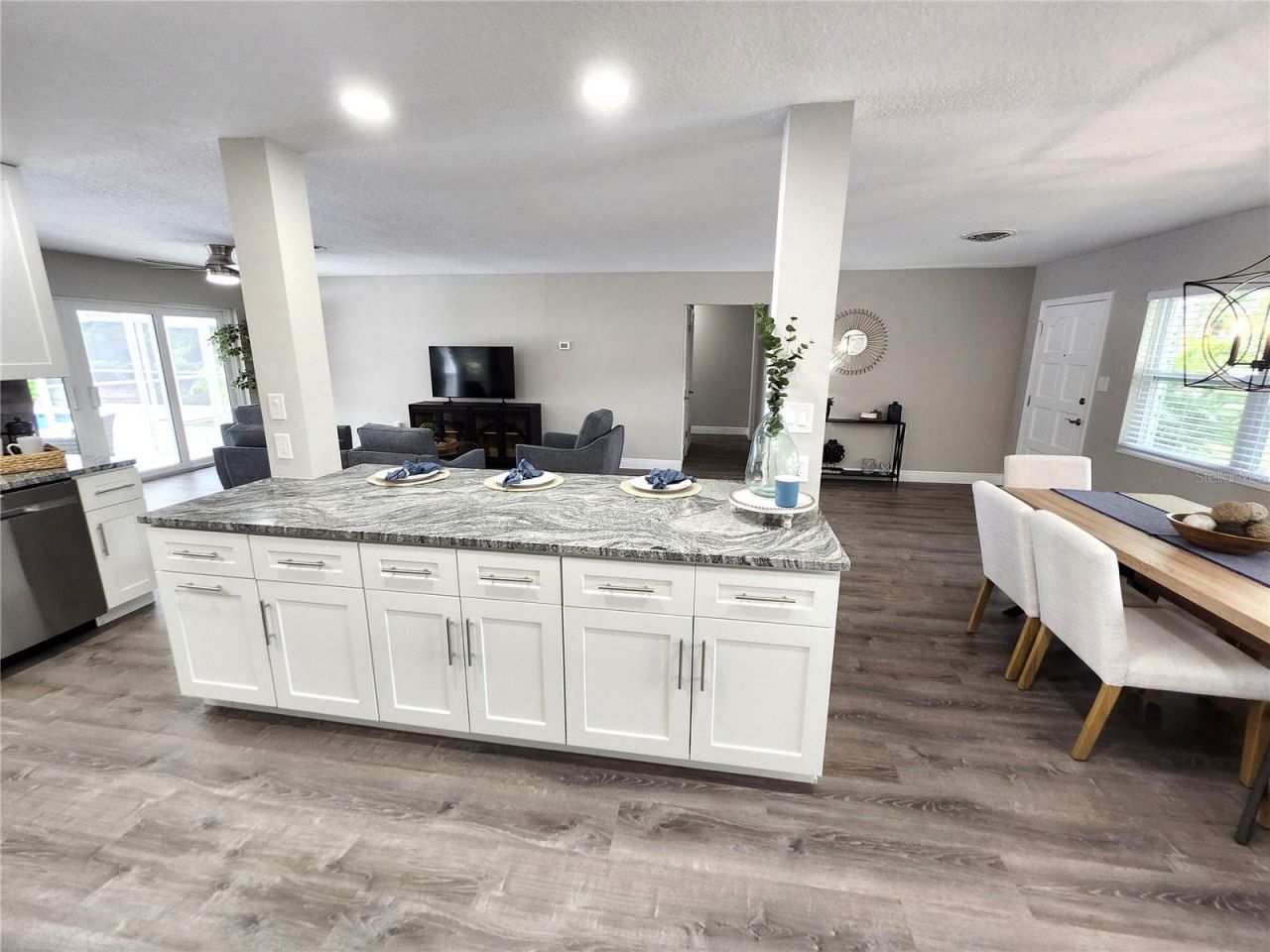 415 Mission Hills Avenue, Temple Terrace, FL 33617 Photo