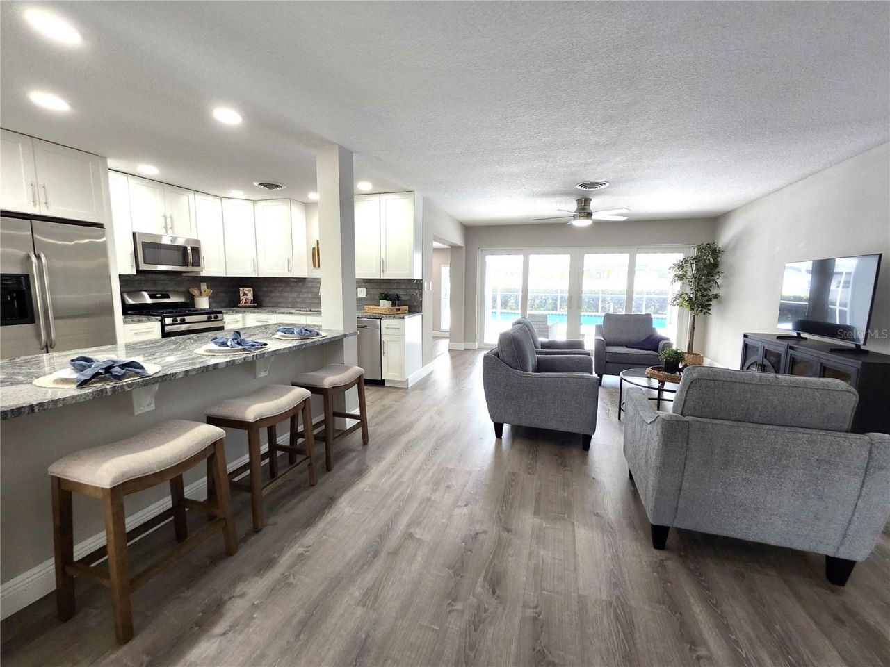 415 Mission Hills Avenue, Temple Terrace, FL 33617 Photo