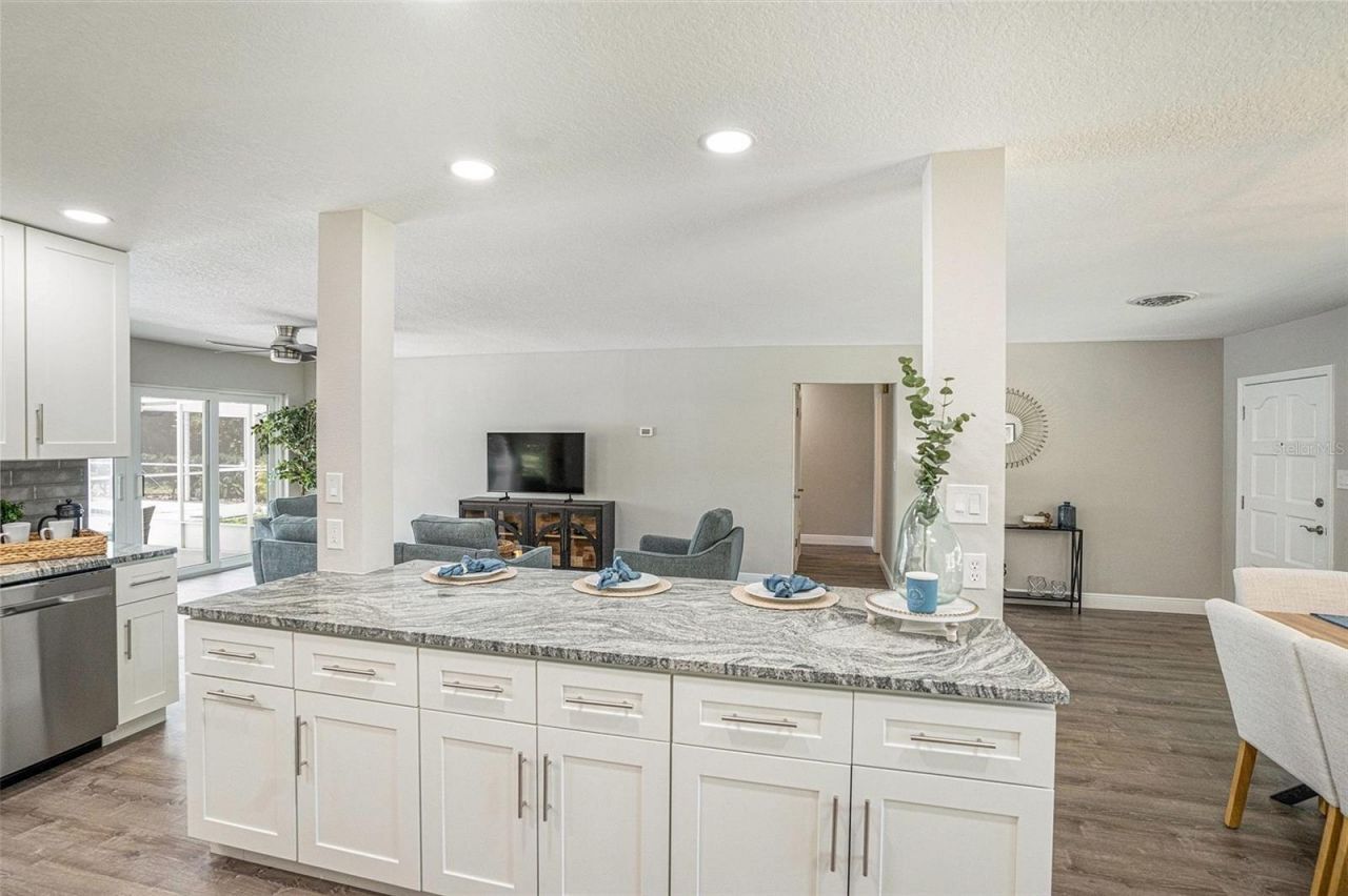 415 Mission Hills Avenue, Temple Terrace, FL 33617 Photo