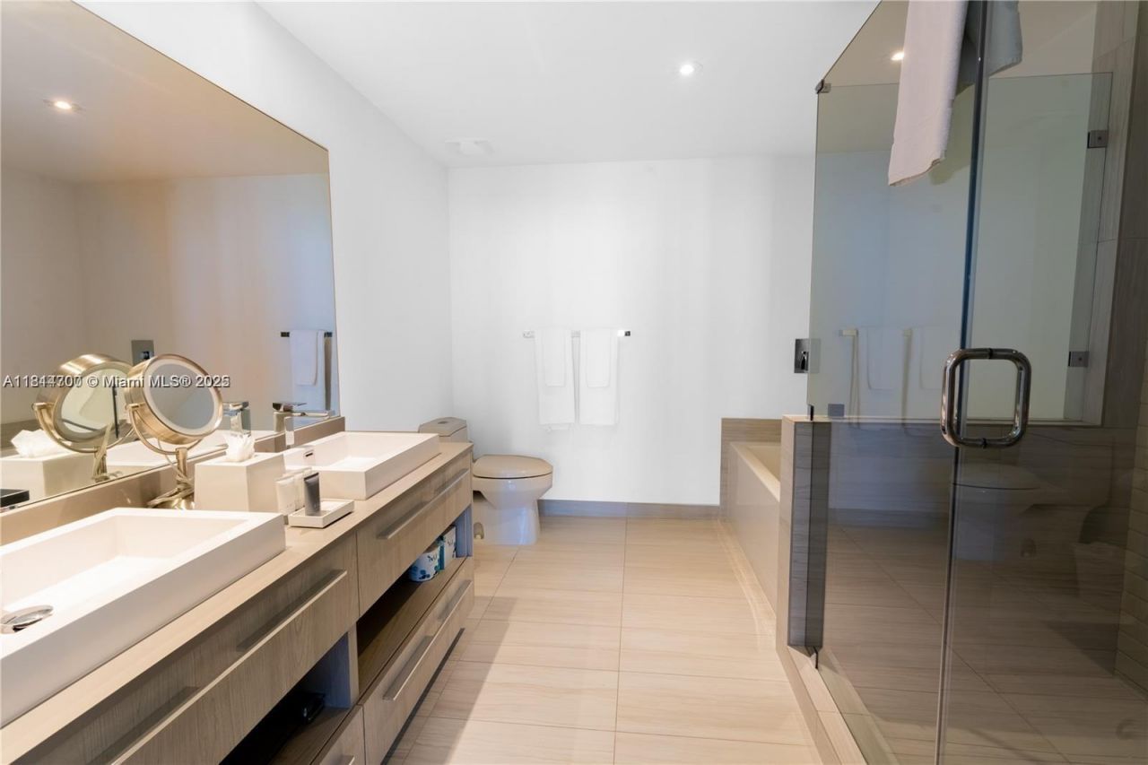 4010 S Ocean Dr, Unit R1905, Hollywood, FL 33019 Photo