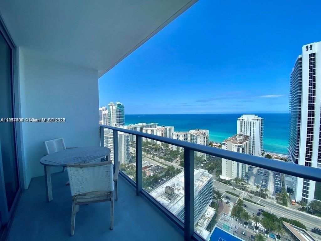 4010 S Ocean Dr, Unit R1905, Hollywood, FL 33019 Photo