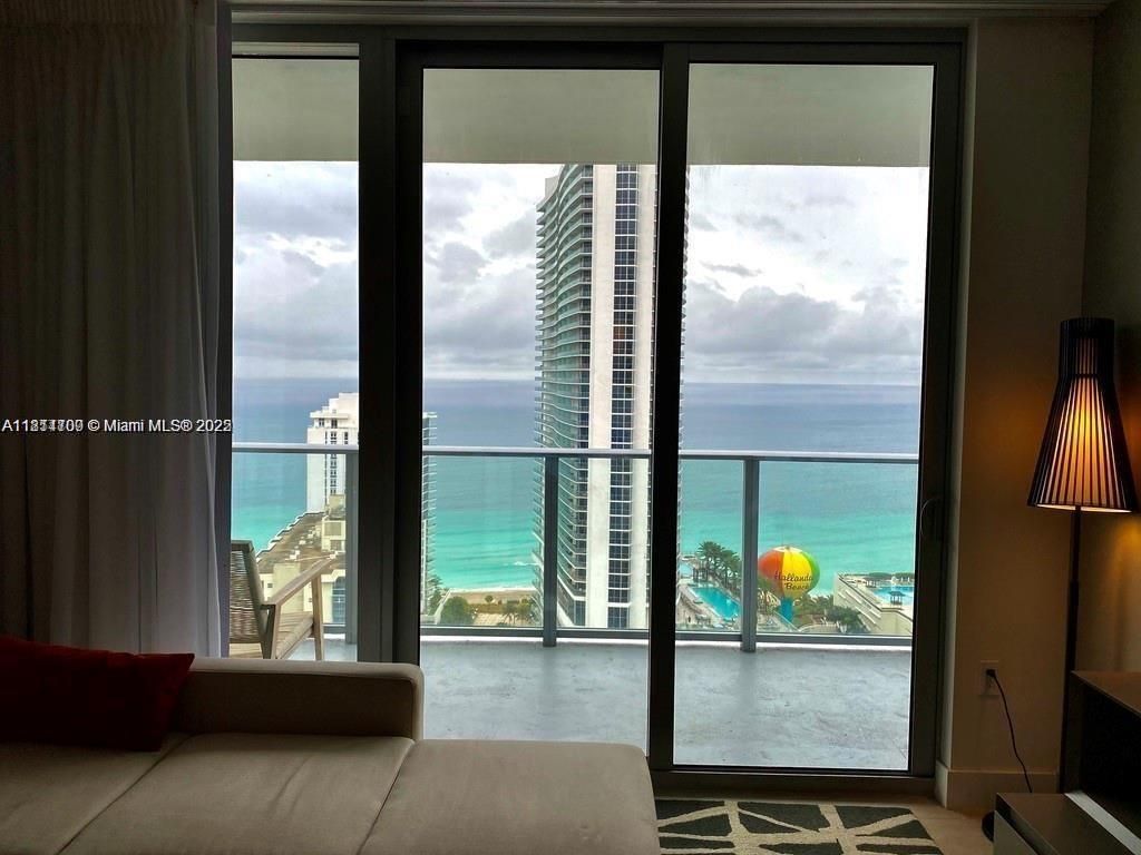 4010 S Ocean Dr, Unit R1905, Hollywood, FL 33019 Photo