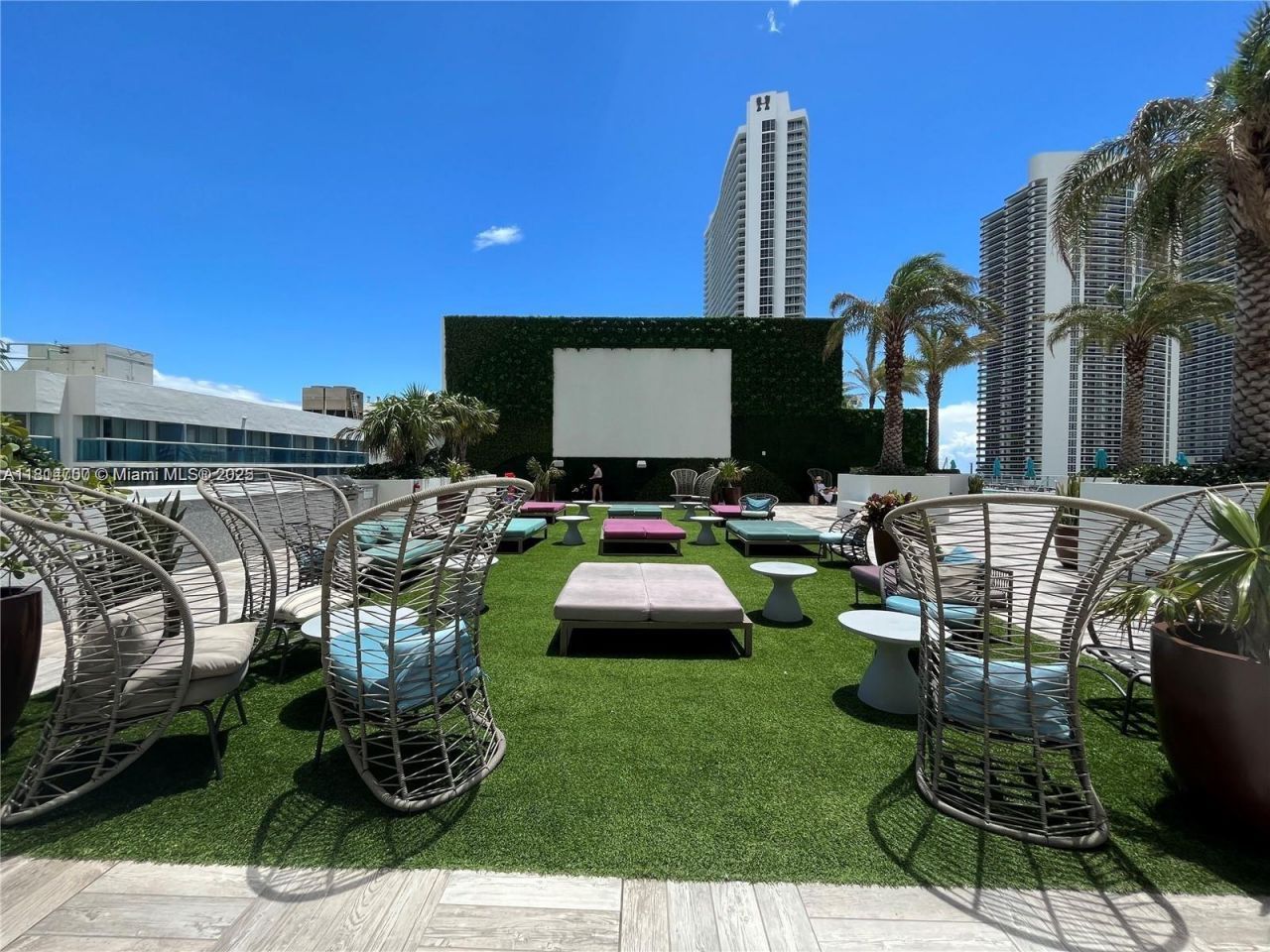 4010 S Ocean Dr, Unit R1905, Hollywood, FL 33019 Photo