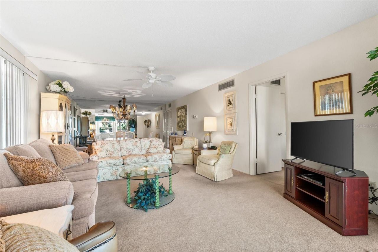 5600 Beach Way Drive, Unit 201, Sarasota, FL 34242 Photo