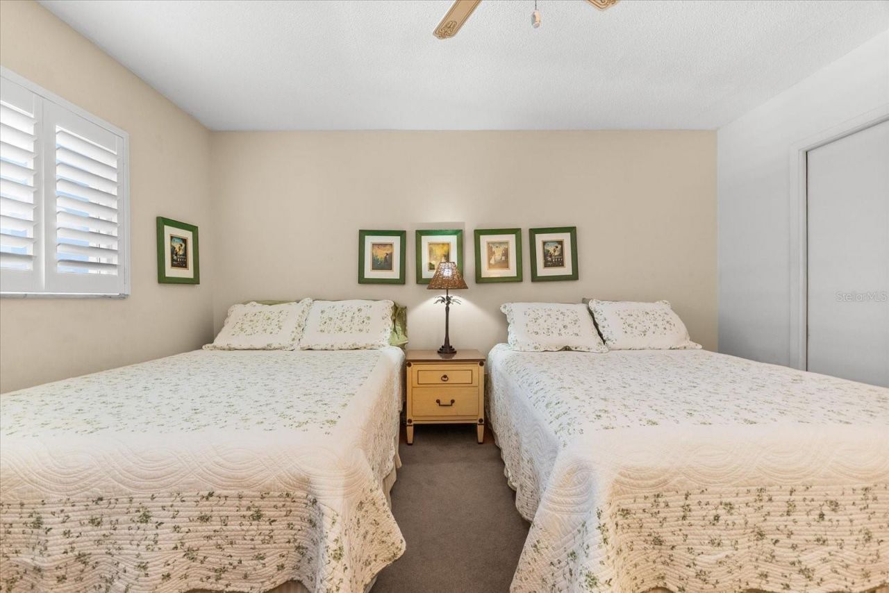 5600 Beach Way Drive, Unit 201, Sarasota, FL 34242 Photo