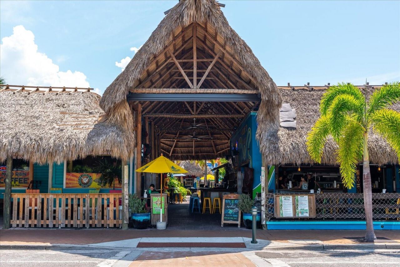 5600 Beach Way Drive, Unit 201, Sarasota, FL 34242 Photo