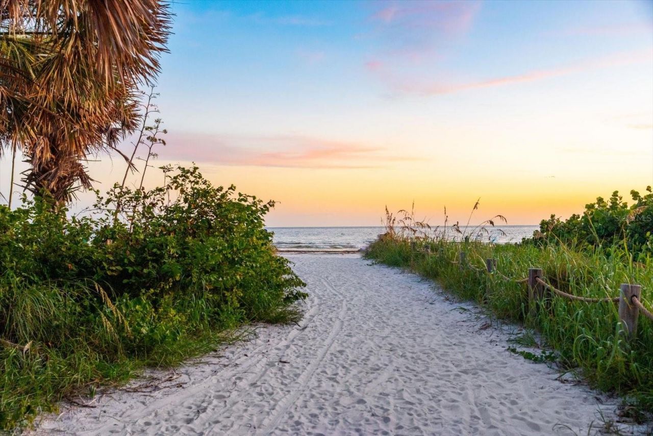 5600 Beach Way Drive, Unit 201, Sarasota, FL 34242 Photo