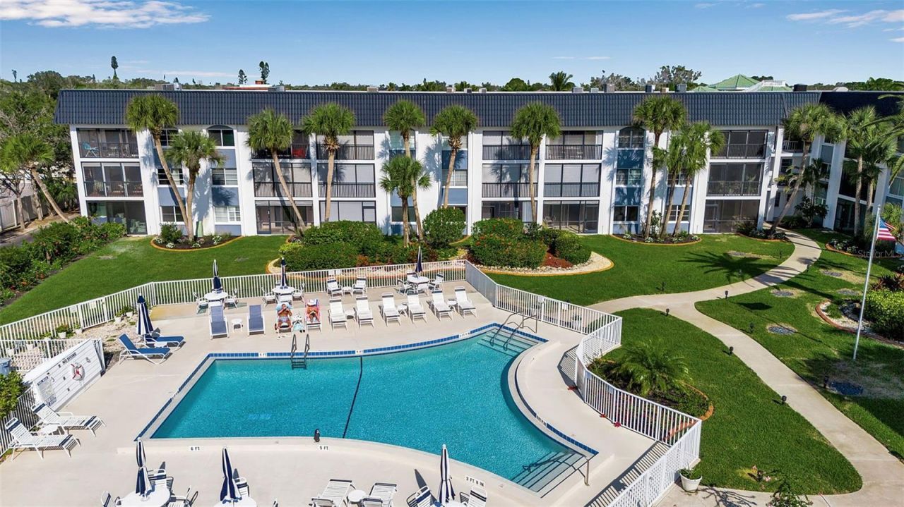 5600 Beach Way Drive, Unit 201, Sarasota, FL 34242 Photo