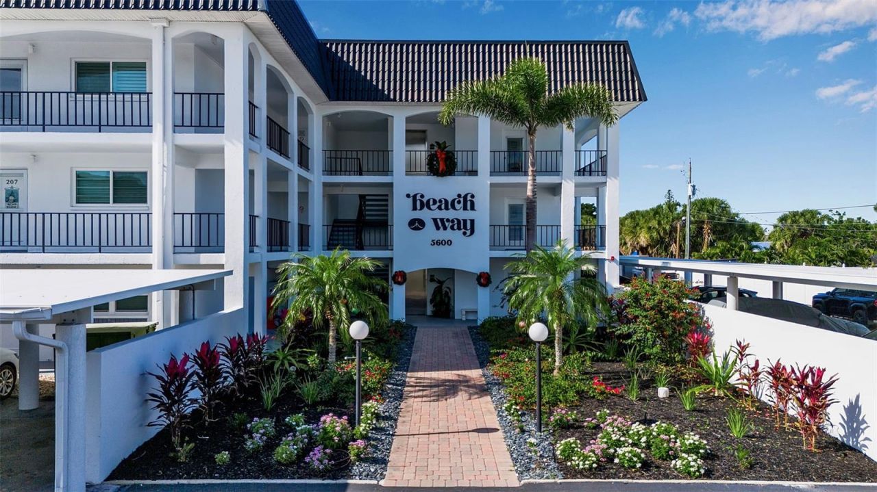 5600 Beach Way Drive, Unit 201, Sarasota, FL 34242 Photo