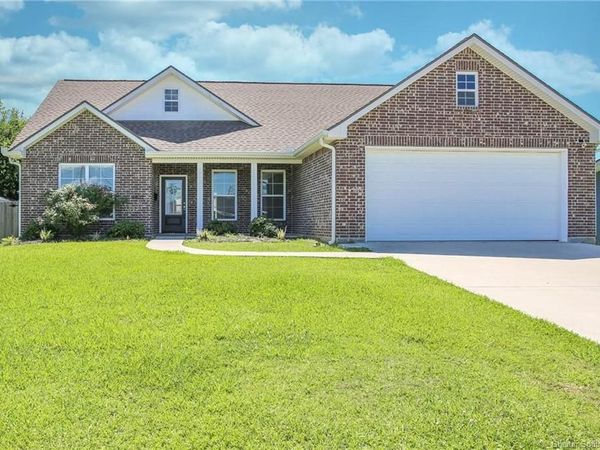 4402 Pleasant Drive, Lake Charles, LA 70605