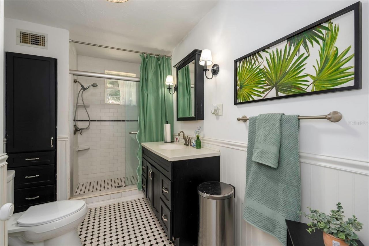 561 SE Lakeview Drive, Keystone Heights, FL 32656 Photo