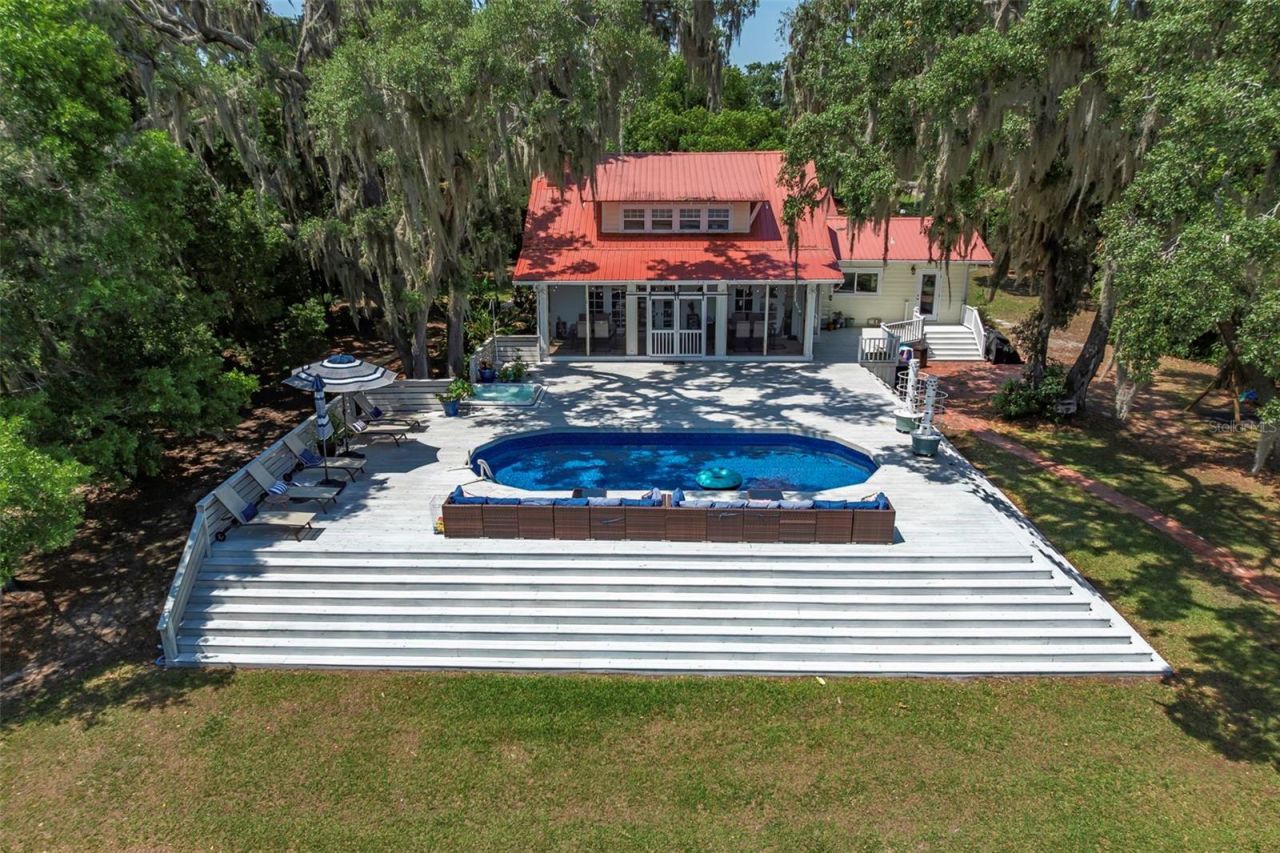 561 SE Lakeview Drive, Keystone Heights, FL 32656 Photo