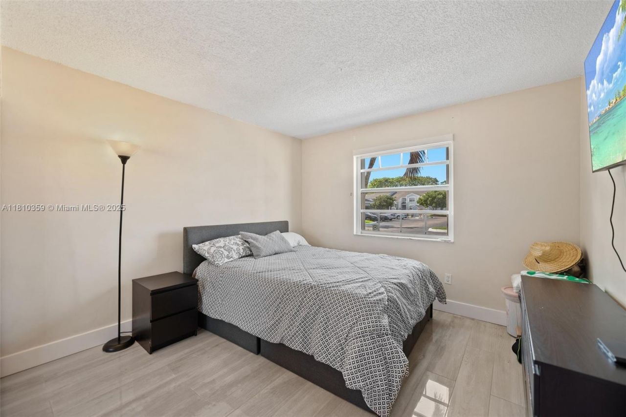 2649 SE 19th Ct, Unit 106-D, Homestead, FL 33035 Photo