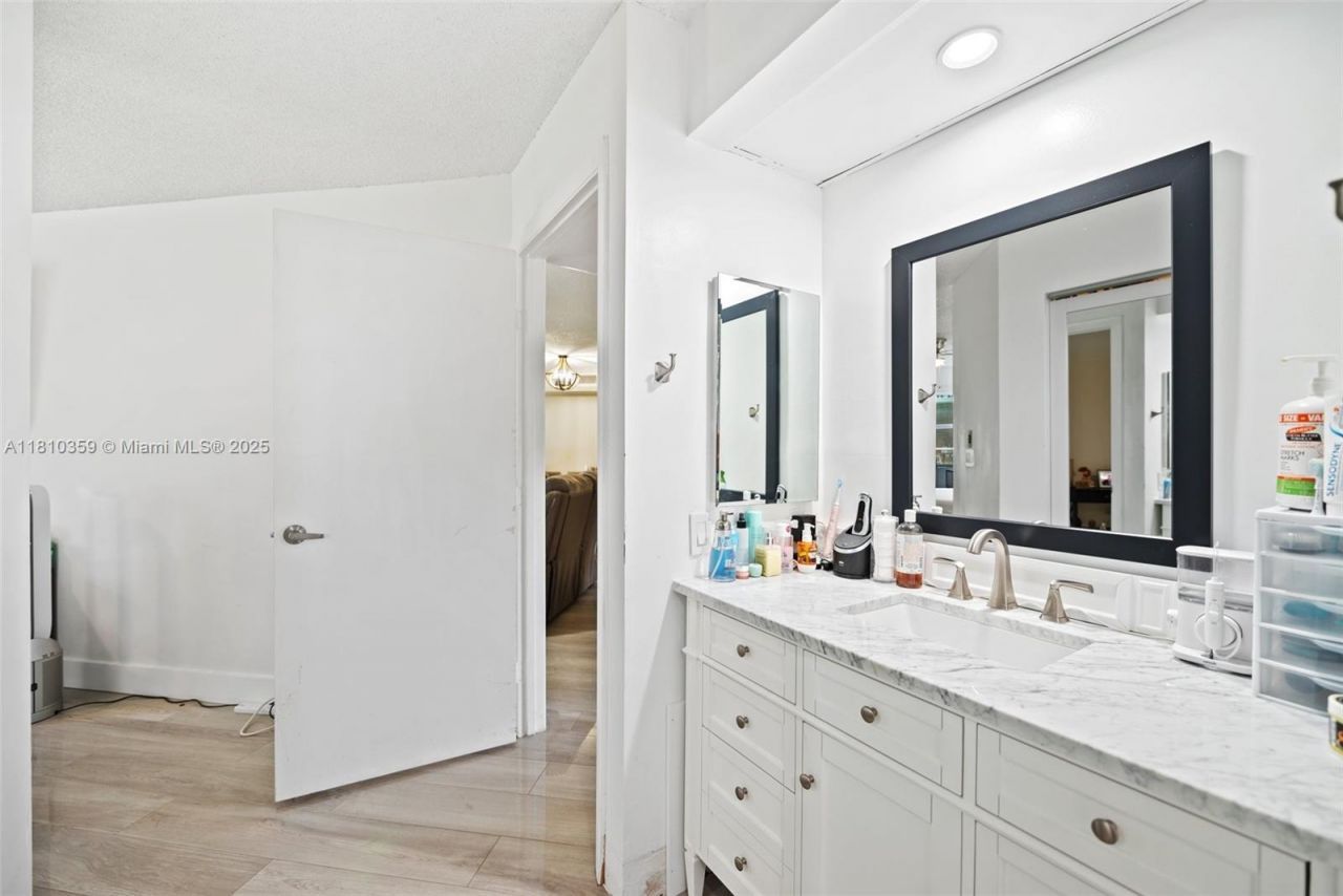 2649 SE 19th Ct, Unit 106-D, Homestead, FL 33035 Photo