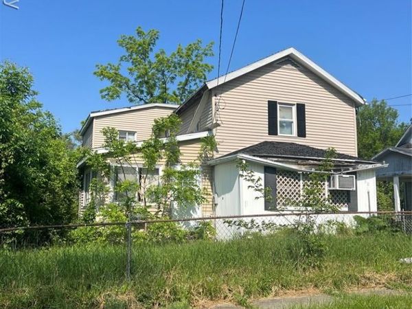 2050 Ferris Avenue, Flint, MI 48503