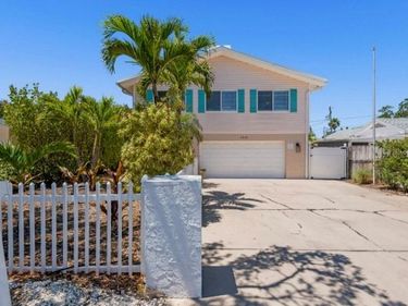 1210 BAY PINE BOULEVARD, INDIAN ROCKS BEACH, FL 33785