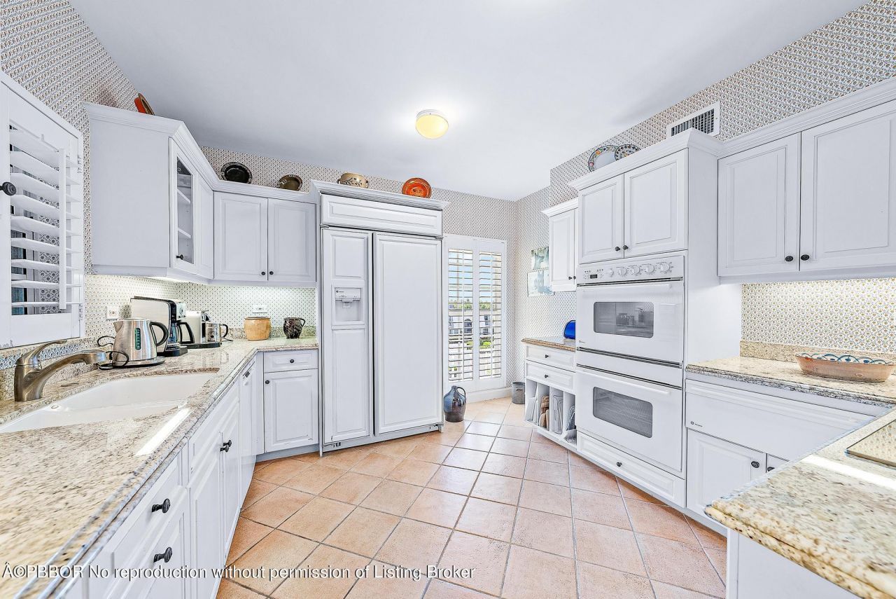 2160 Ibis Isle Road, Unit 9, Palm Beach, FL 33480 Photo