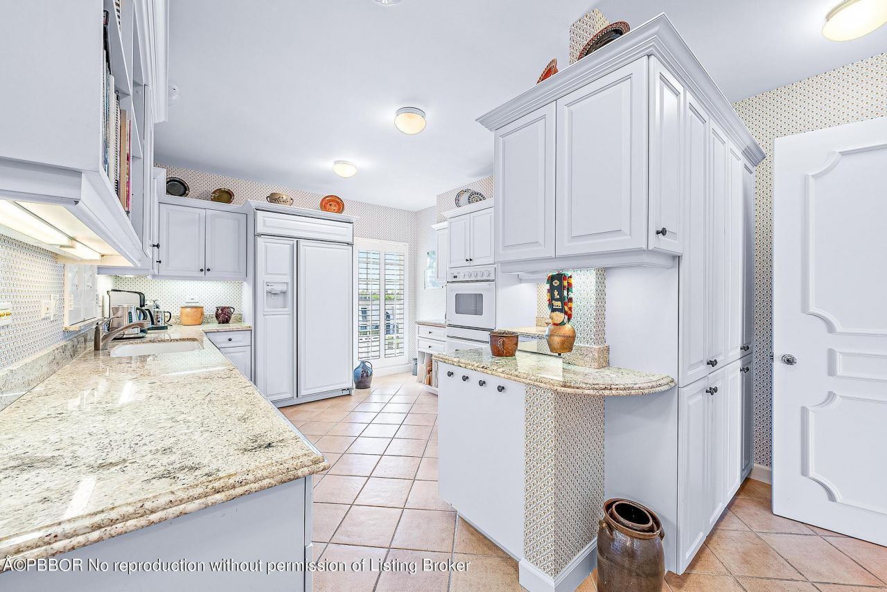 2160 Ibis Isle Road, Unit 9, Palm Beach, FL 33480 Photo