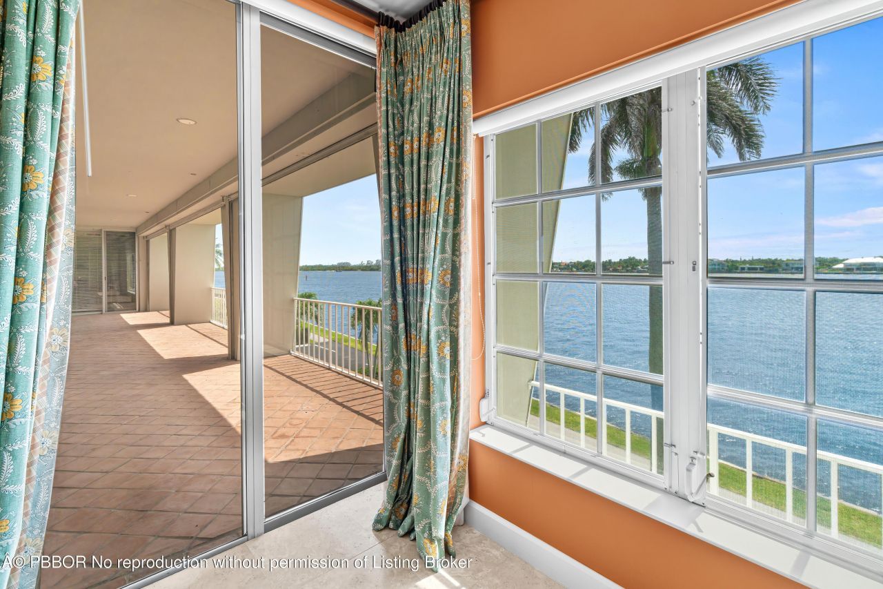 2160 Ibis Isle Road, Unit 9, Palm Beach, FL 33480 Photo