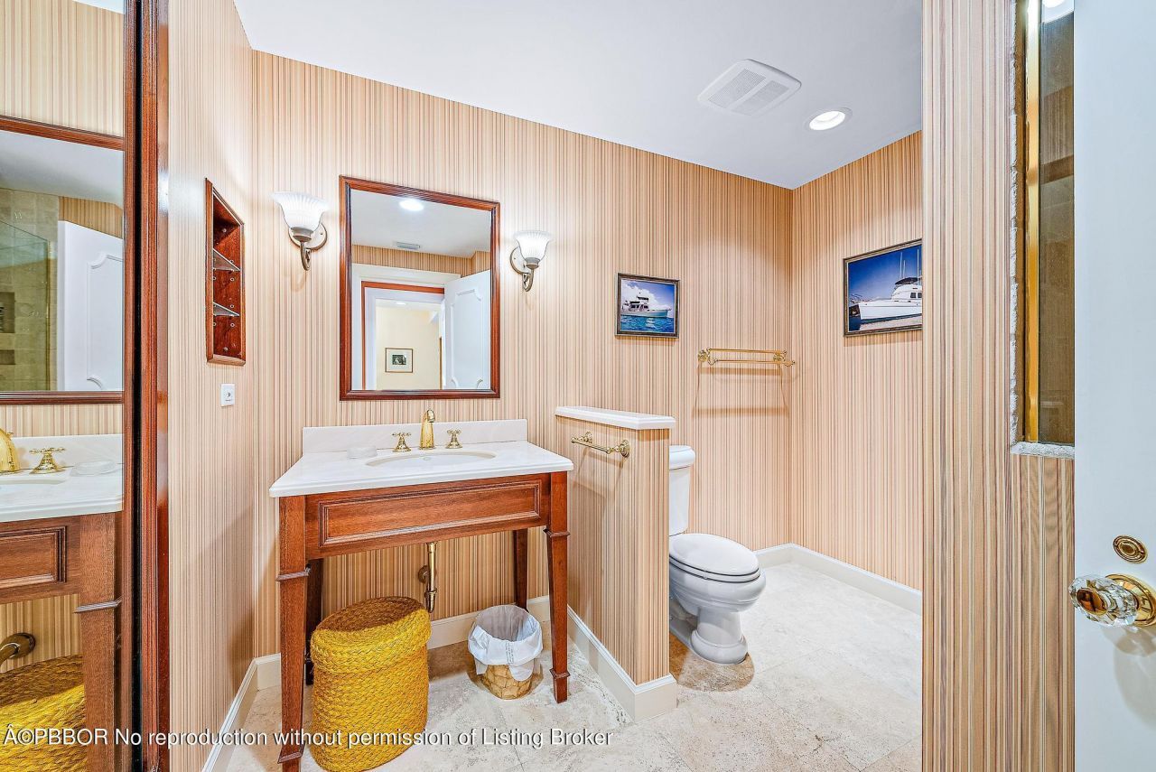 2160 Ibis Isle Road, Unit 9, Palm Beach, FL 33480 Photo