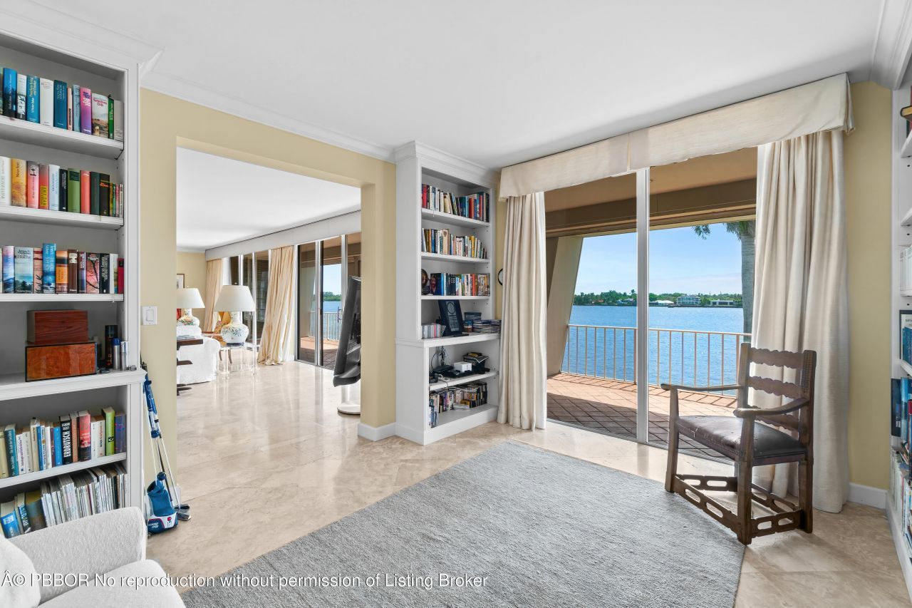 2160 Ibis Isle Road, Unit 9, Palm Beach, FL 33480 Photo